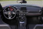 Abarth 124 Spider 2016 года (WW)